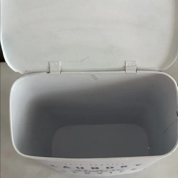 Better Homes & Gardens White Laundry Storage Bins lint keeper and soap holder - Picture 8 of 9